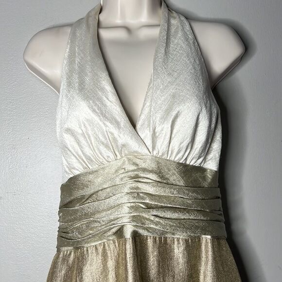 Jones New York, gold metallic halter dress size 10 petite - Picture 6 of 13